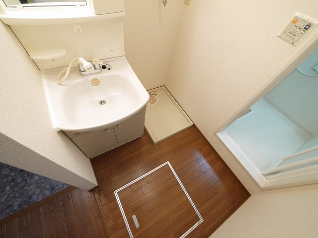 デュエル　ワンの洗面所|洗面所です