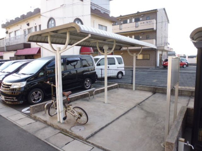 【その他共用部分】 | グローリアＡ | 駐輪場