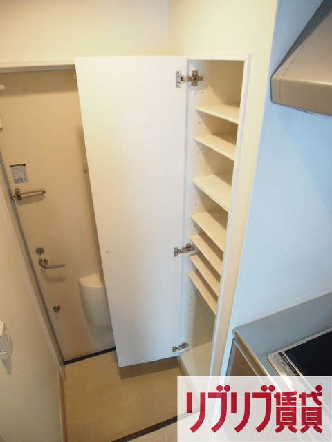 リブリ・新千葉の玄関