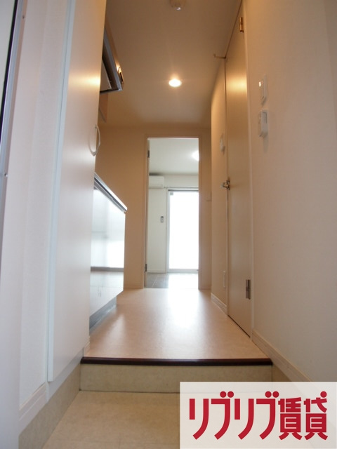 リブリ・新千葉の玄関