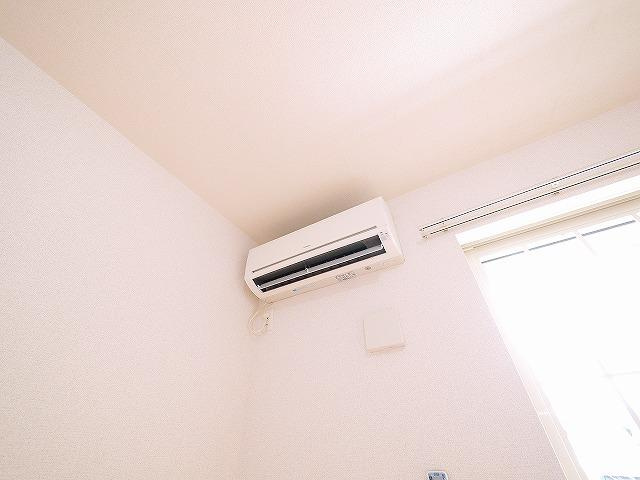 イル　ベラージオ　Ｂの設備|エアコン