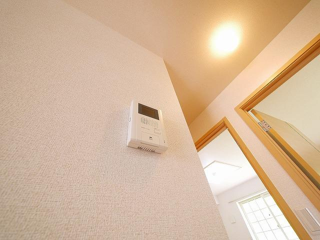 イル　ベラージオ　Ｂのセキュリティ|モニター付きインターホン付で安心ですね