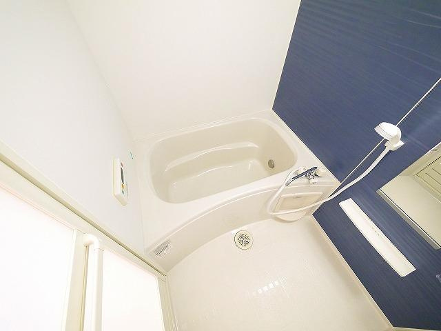 イル　ベラージオ　Ｂの浴室|落ち着いた空間のお風呂です