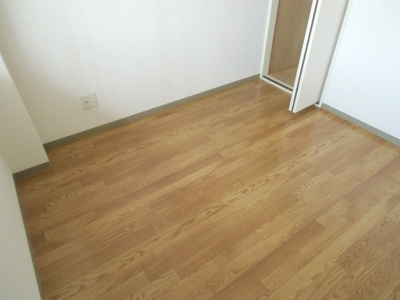 【洋室】 | ウエストビレッジⅡ番館