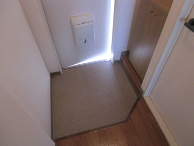 【玄関】 | ウエストビレッジⅡ番館
