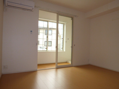 【居間・リビング】 | メゾン・フロイデ | 洋室