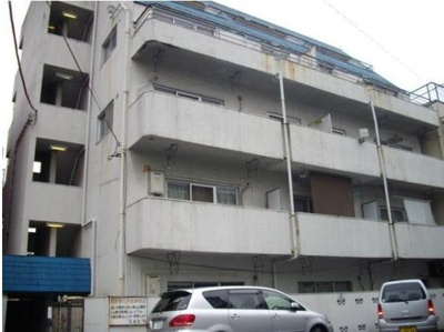 【外観】 | エルビラ | 歴史を感じる建物です♪室内も懐かしい雰囲気が漂いますよ☆(^^)