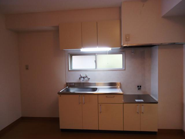 グリーンピア彦春のキッチン