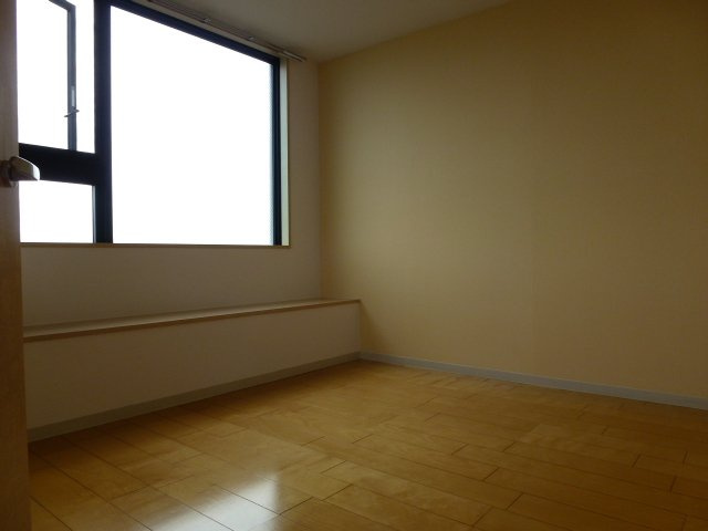 サウンド小岩の洋室