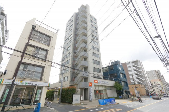 サウンド小岩の外観