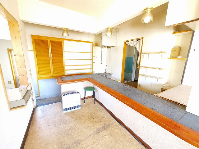 谷村店舗の内装