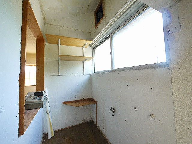 谷村店舗の内装