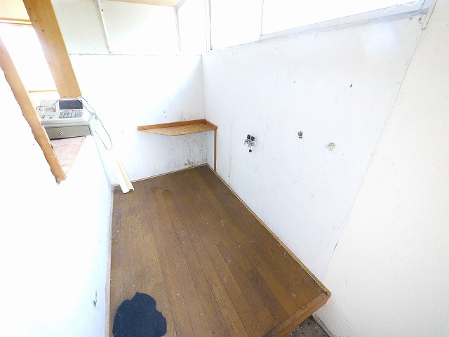 谷村店舗の内装