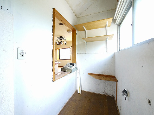 谷村店舗の内装