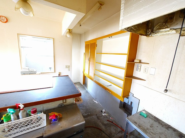 谷村店舗の内装