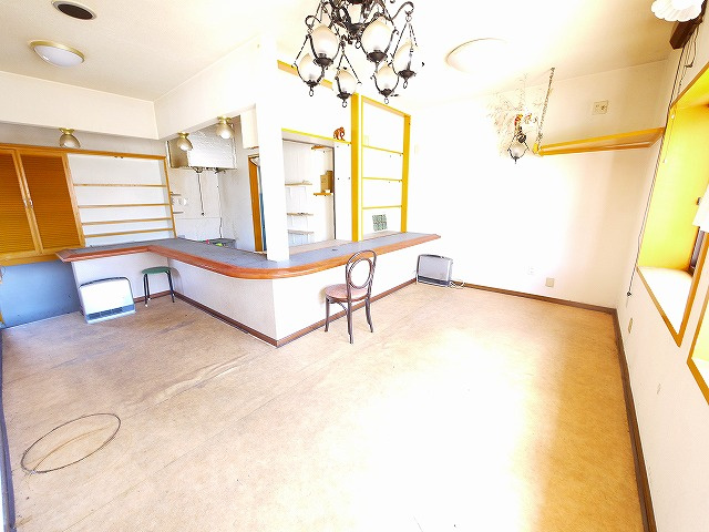 谷村店舗の内装