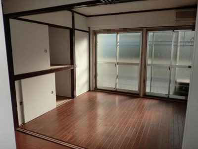 【内装】 | 富ヶ谷マンション | 各お部屋に収納スペースがあるので、とーっても便利ヾ(*´∀｀*)ﾉ