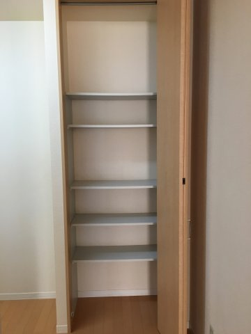 ネッカーの収納