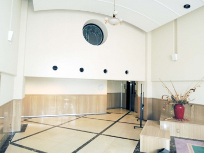 【エントランス】 | ゴールデングリタ宝塚