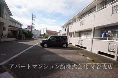 【駐車場】 | BeeHIVE118