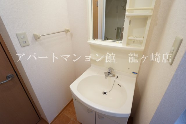 パークサイド松ヶ丘の独立洗面台