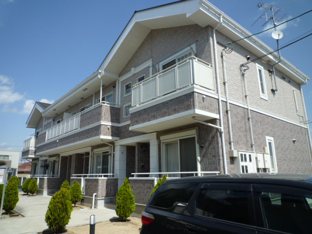 倉敷市上東のアパートの外観