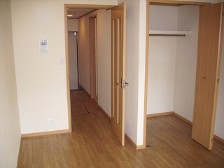 【洋室】 | シャン・ド・フルール岸和田