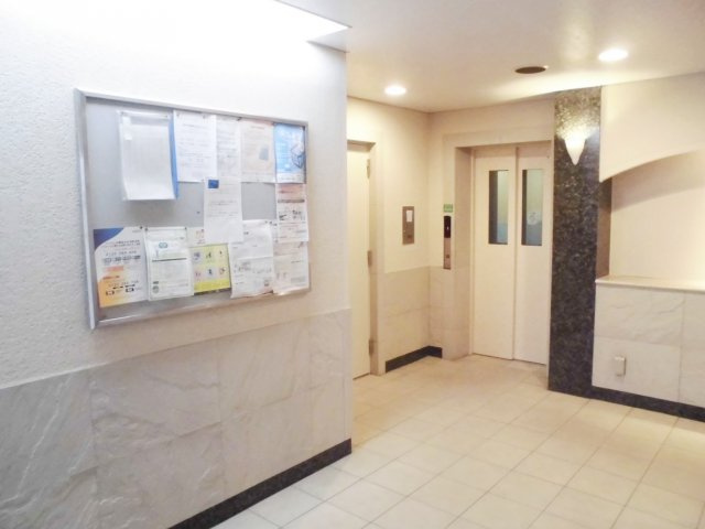 ライオンズマンション小石川シティのエントランス