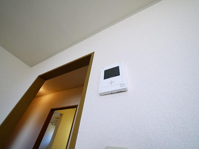 サンリッチのセキュリティ|モニター付きインターホンです