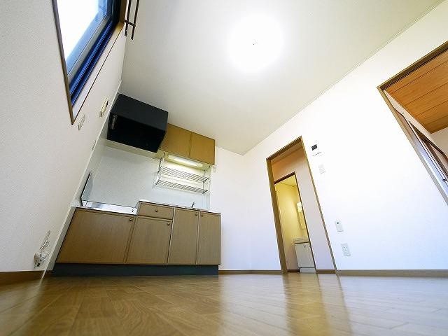 サンリッチの居間・リビング|こちらの居間で趣味の時間をお楽しみください