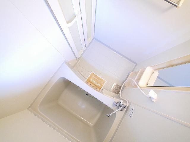 サンリッチの浴室|コンパクトで使いやすいお風呂です