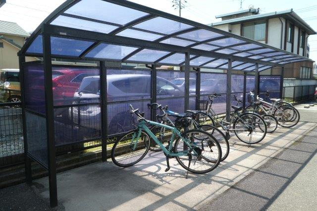 倉敷市大島のアパートのその他共用部分|自転車置き場