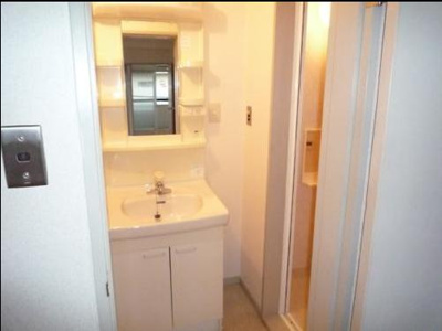 【独立洗面台】 | ハイツ参宮橋 | 脱衣所スペースもあって2人暮らしに丁度良い(≧∇≦)/