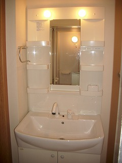 【独立洗面台】 | LIVRE 1