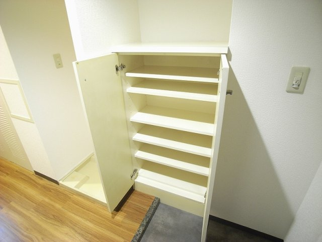 【玄関】 | ファミール吉田Ⅲ | シューズボックス