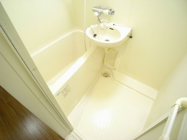 【浴室】 | ファミール吉田Ⅲ