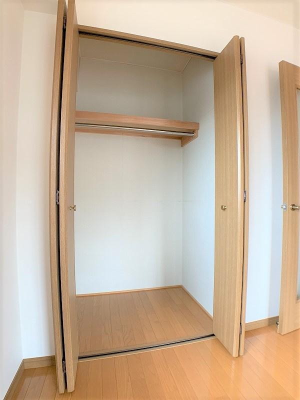 プラザ本町イーストの収納