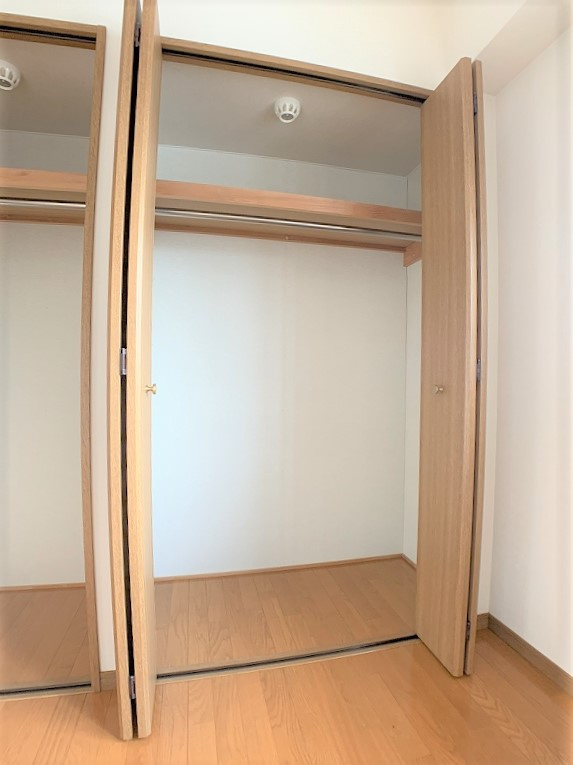 プラザ本町イーストの収納
