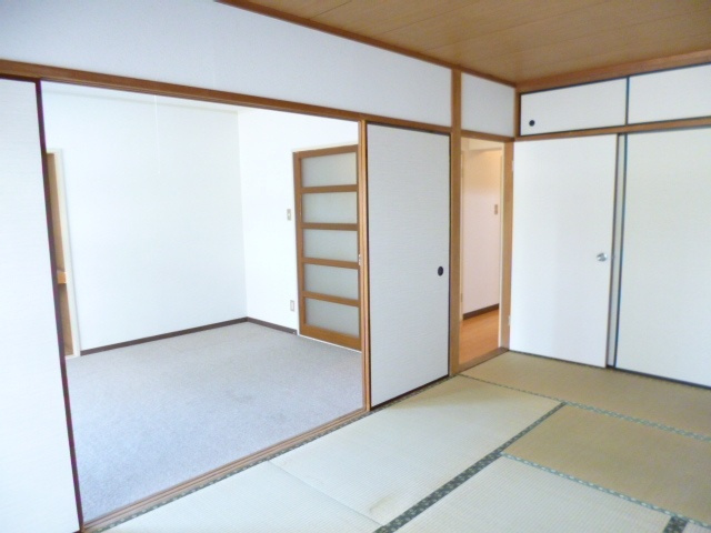 パレドール武蔵野台の和室