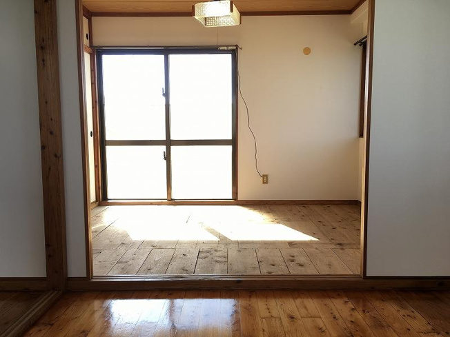  | メゾンひとし