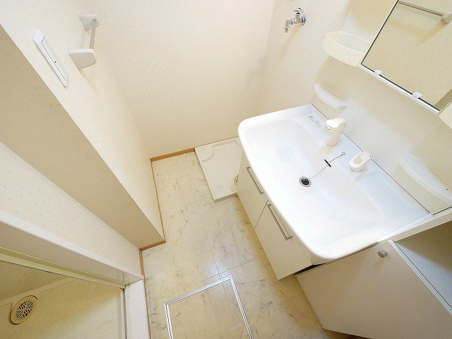 ハイツメビウス　Ｂ棟の洗面所|使いやすい洗面所です