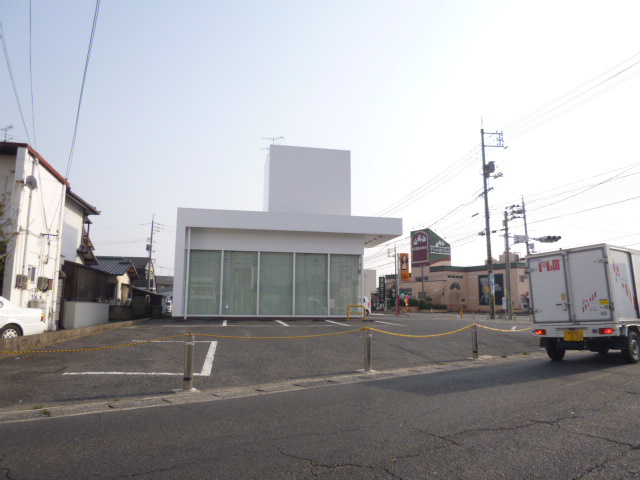倉敷市西阿知町の店舗の外観
