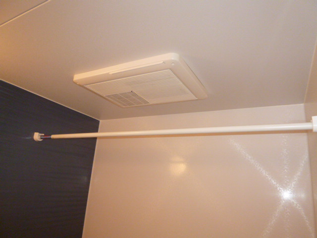 スクエア・レジデンスＢの浴室|浴室乾燥機