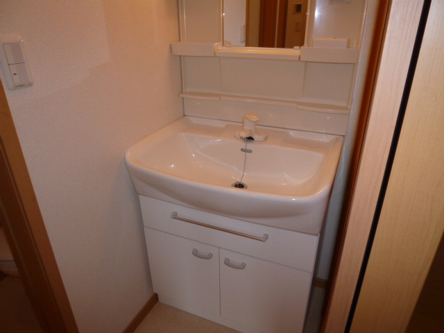 スクエア・レジデンスＢの独立洗面台