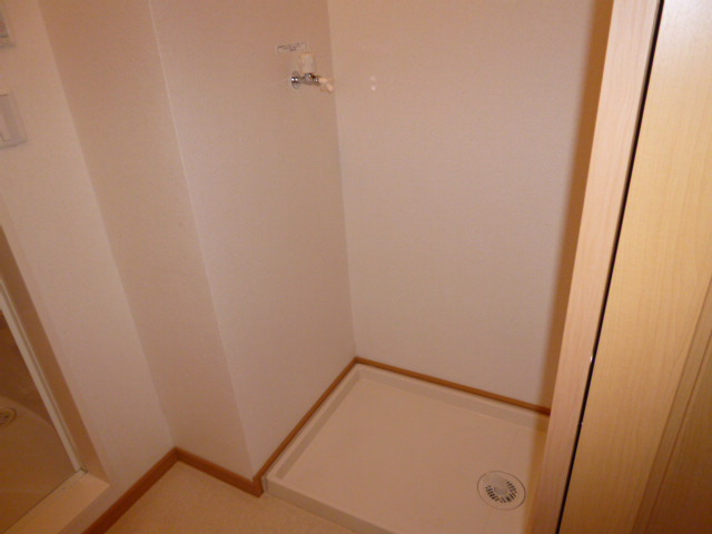 スクエア・レジデンスＢのその他|洗濯機置き場