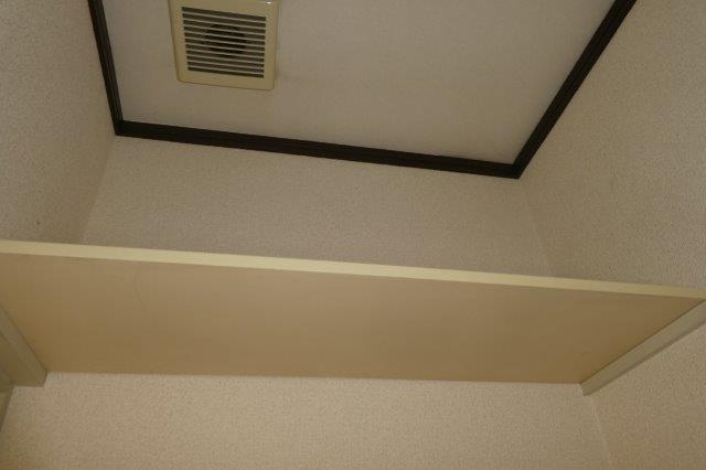茶屋町エビスコーポのトイレ|トイレ棚