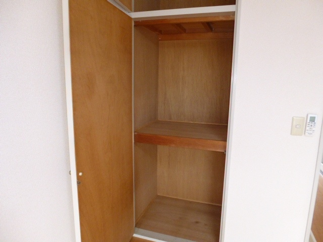 茶屋町エビスコーポの収納