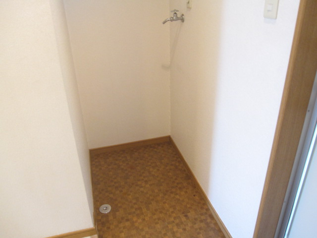 【設備】 | ジョイフル敷島 | 同型タイプ、室内洗濯機置場