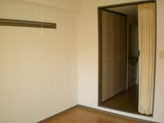 【洋室】 | ラヴィアン21