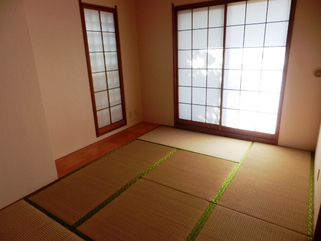 ライオンズマンション萩山の和室